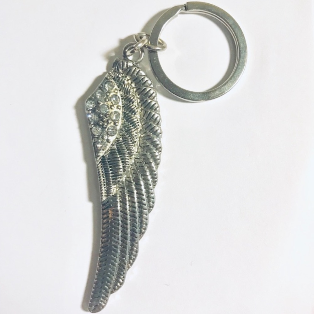 ⚡️ Angel Wings Crystal Bag Charm/Keychain NEW